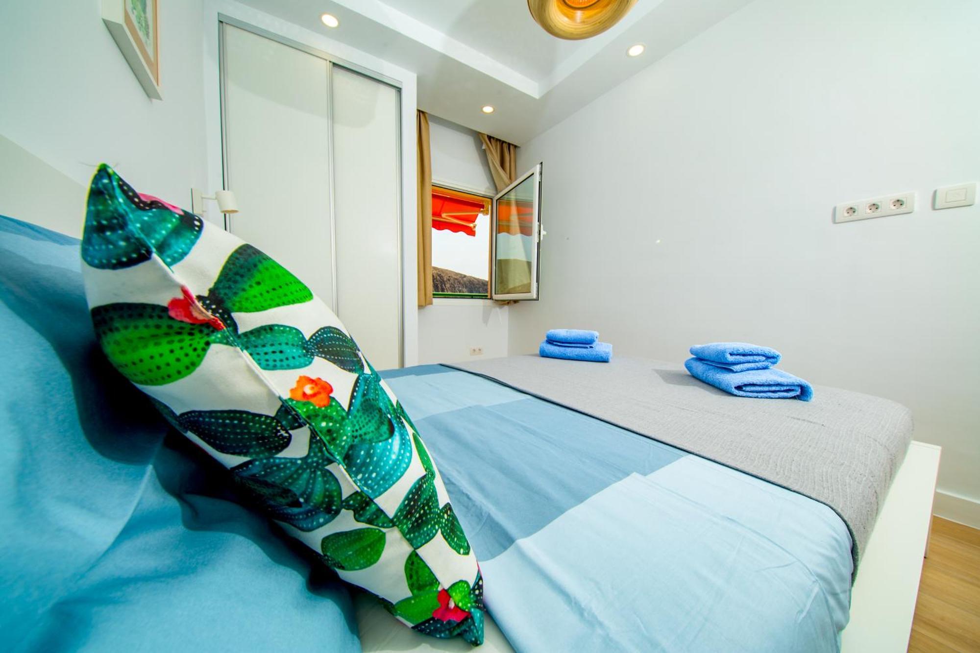 Costa Mar Apartment Лос Кристианос Екстериор снимка